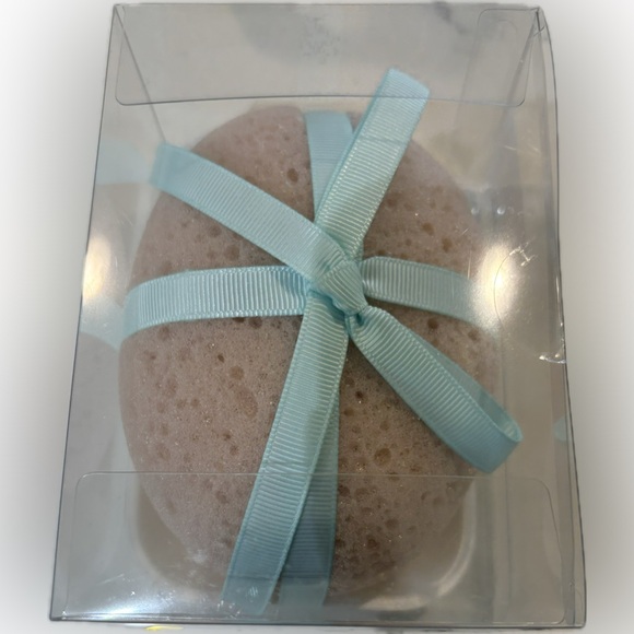 Victoria's Secret Sponge and Soap Tray - Picture 4 of 7